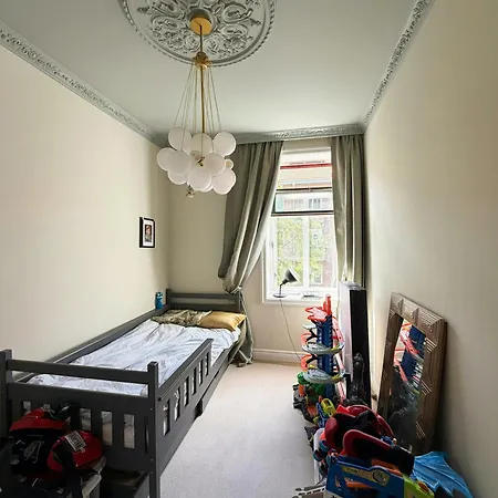 Airy Flat In Kampen's Timber House District *